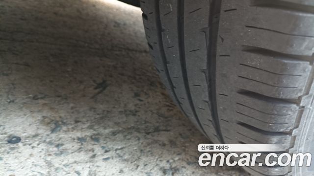 Hyundai Starex 2017 — photo 17