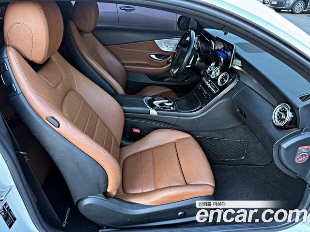 Mercedes-Benz C-Class 2017 — photo 12