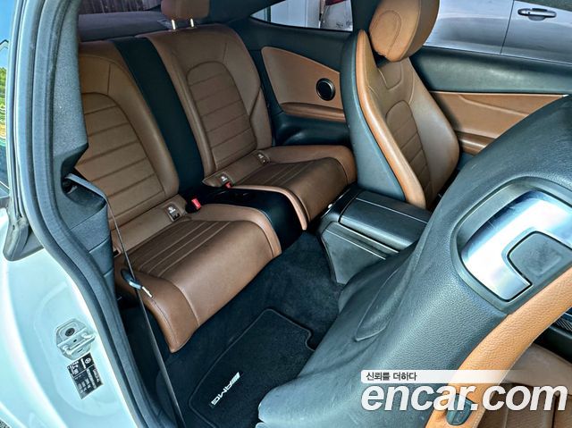 Mercedes-Benz C-Class 2017 — photo 13