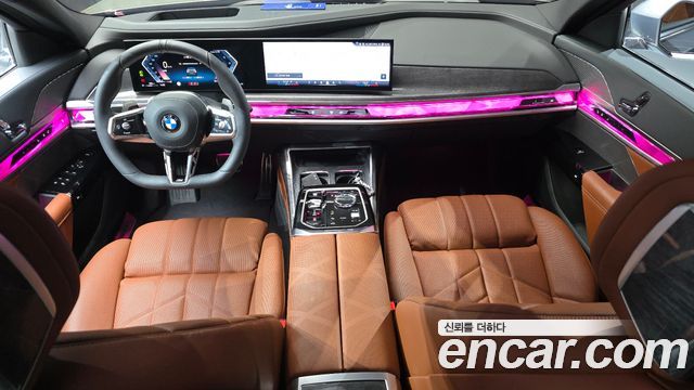 BMW 7-Series 2026 — photo 10