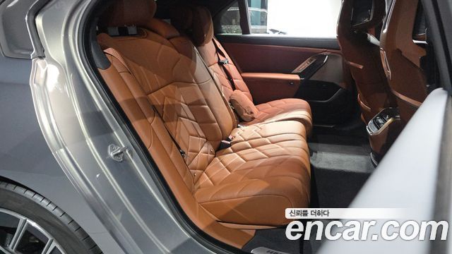 BMW 7-Series 2026 — photo 18