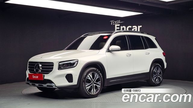 Mercedes-Benz GLB-Class 2024 — photo 1