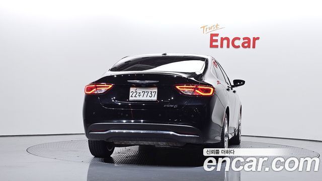 Chrysler 200 2015 — photo 4