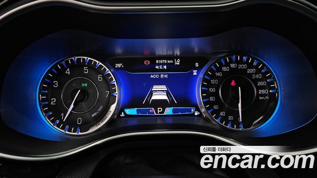 Chrysler 200 2015 — photo 8