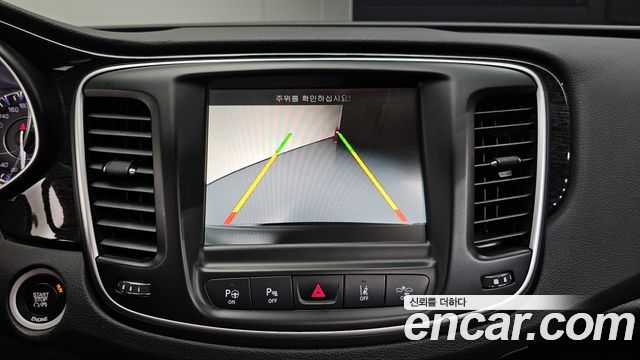 Chrysler 200 2015 — photo 15