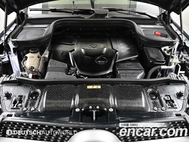 Mercedes-Benz GLE-Class 2021 — photo 6