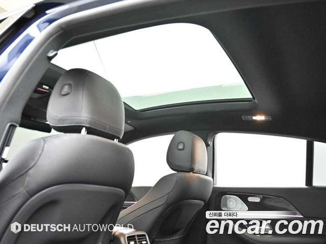 Mercedes-Benz GLE-Class 2021 — photo 19