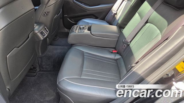 Hyundai Genesis 2016 — photo 13