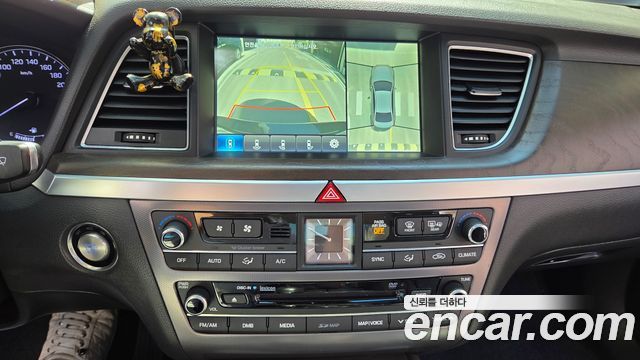 Hyundai Genesis 2016 — photo 16