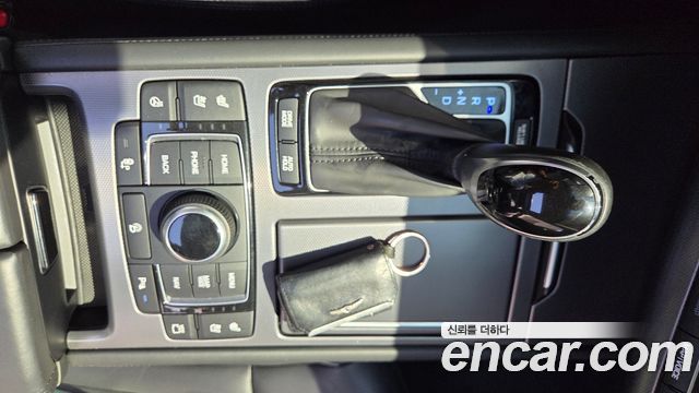 Hyundai Genesis 2016 — photo 18