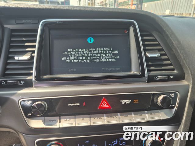 Hyundai Sonata 2018 — photo 11