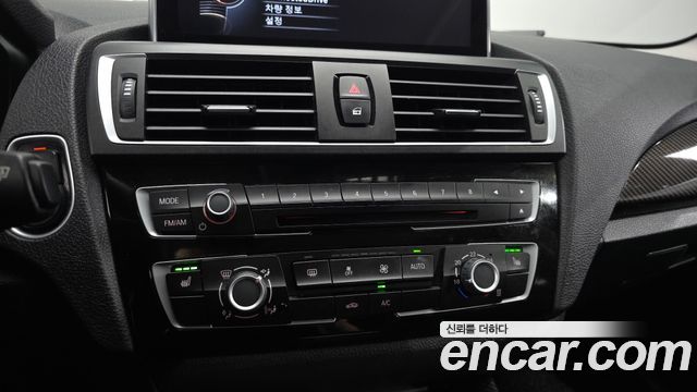 BMW 1-Series 2017 — photo 23