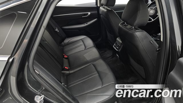 Hyundai Sonata 2023 — photo 18
