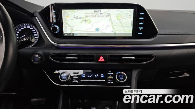Hyundai Sonata 2023 — photo 20