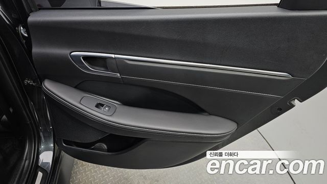 Hyundai Sonata 2023 — photo 15