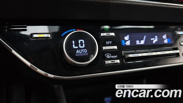 Hyundai Sonata 2023 — photo 28