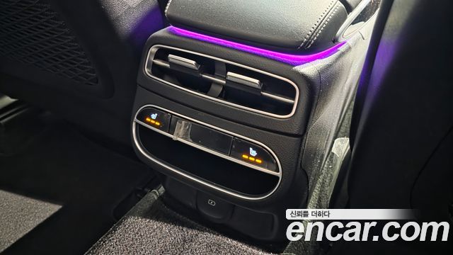 Genesis GV70 2021 — photo 25