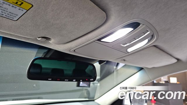 Kia K7 2020 — photo 25