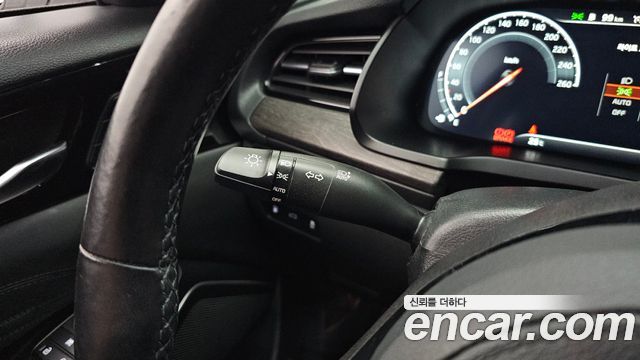 Kia K7 2020 — photo 26