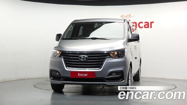 Hyundai Starex 2019 — photo 3