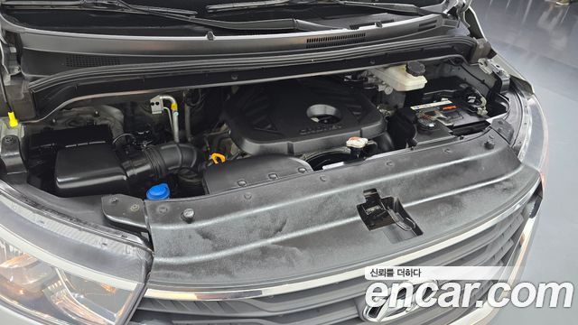 Hyundai Starex 2019 — photo 6