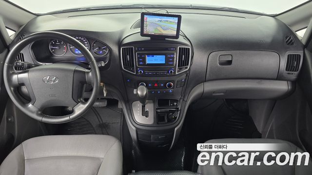 Hyundai Starex 2019 — photo 7