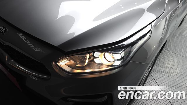 Kia K3 2019 — photo 8