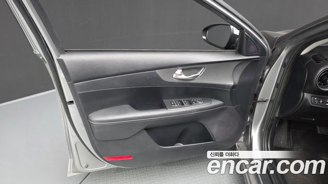 Kia K3 2019 — photo 14