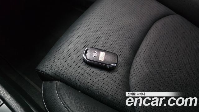 Kia K3 2019 — photo 30