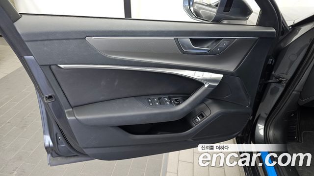 Audi A6 2020 — photo 14