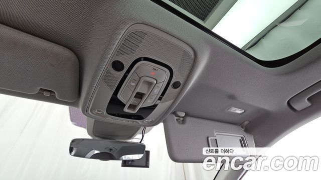 Audi A6 2020 — photo 31