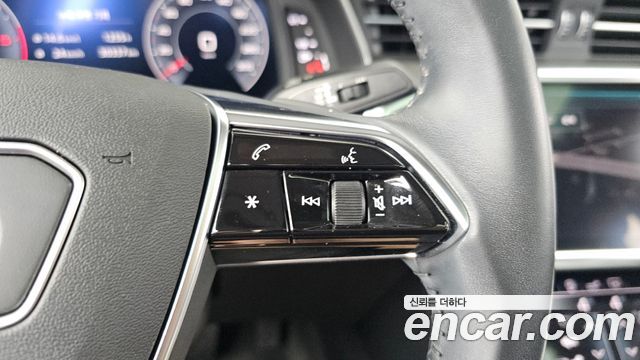 Audi A6 2020 — photo 33