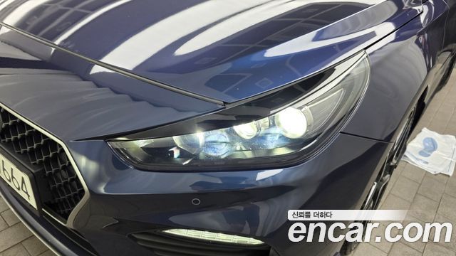 Hyundai i30 2019 — photo 8
