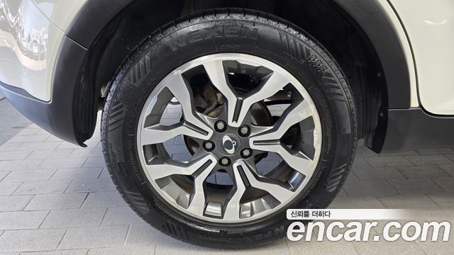KG Mobility KORANDO 2016 — photo 5