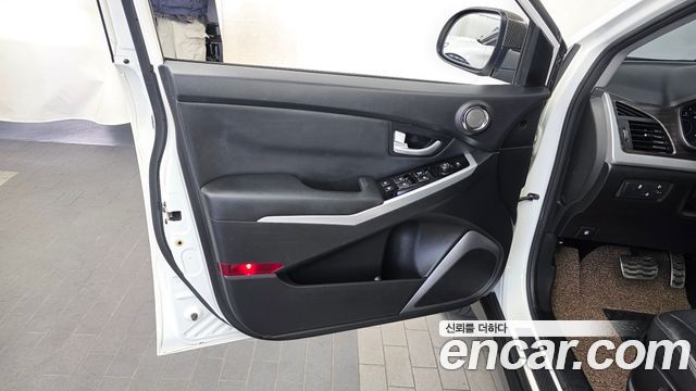 KG Mobility KORANDO 2016 — photo 14