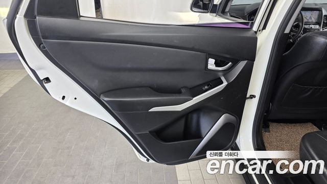 KG Mobility KORANDO 2016 — photo 15