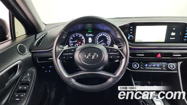Hyundai Sonata 2022 — photo 19