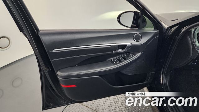 Hyundai Sonata 2022 — photo 14