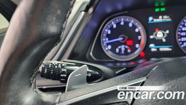 Hyundai Sonata 2022 — photo 30