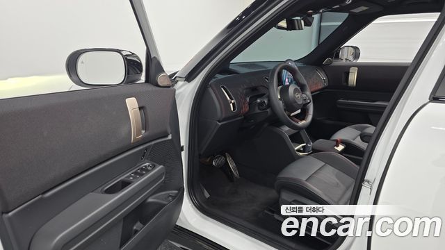 Mini Countryman 2025 — photo 13