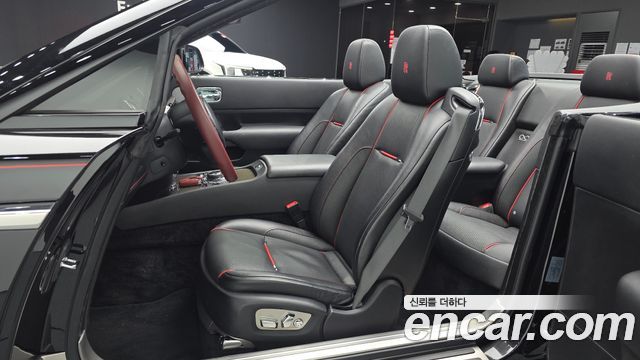 Rolls-Royce Dawn 2020 — photo 13