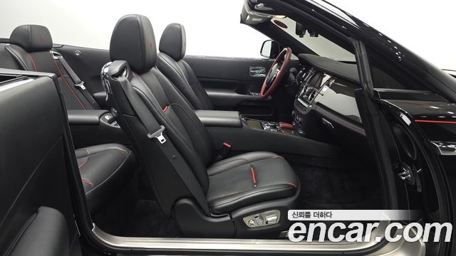 Rolls-Royce Dawn 2020 — photo 17
