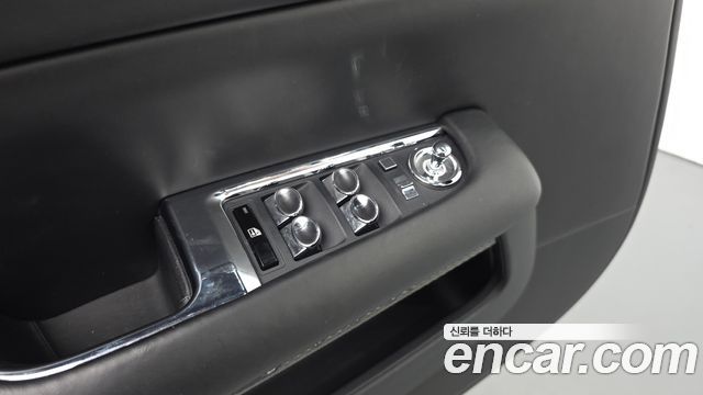 Rolls-Royce Dawn 2020 — photo 30