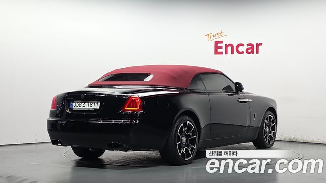 Rolls-Royce Dawn 2020 — photo 36