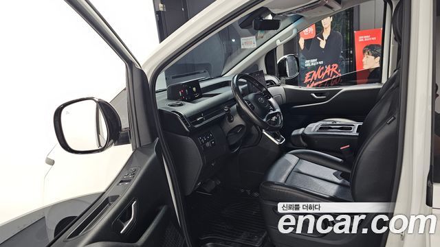 Hyundai Staria 2023 — photo 13