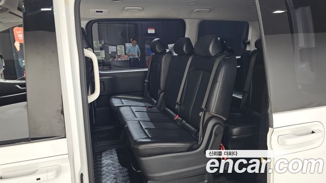 Hyundai Staria 2023 — photo 17