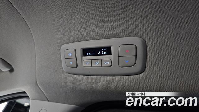 Hyundai Staria 2023 — photo 25
