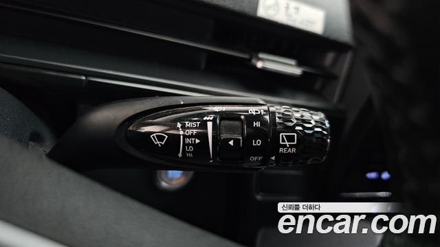 Hyundai Staria 2023 — photo 32