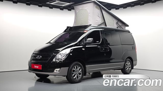 Hyundai Starex 2017 — photo 1