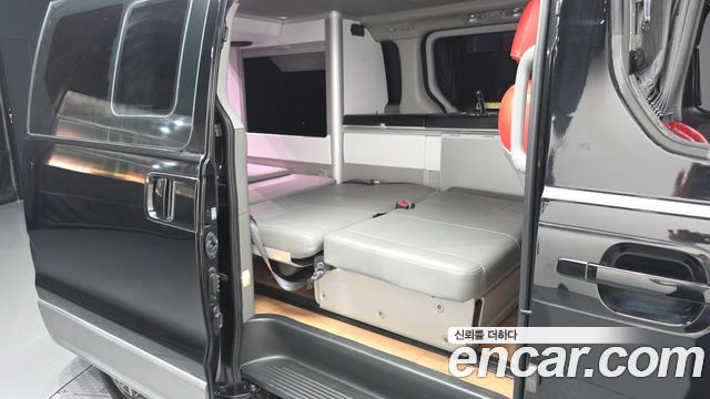 Hyundai Starex 2017 — photo 12